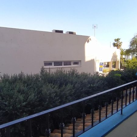 Acogedor Apartamento A 50 Metros De La Playa Isla Canela Bagian luar foto