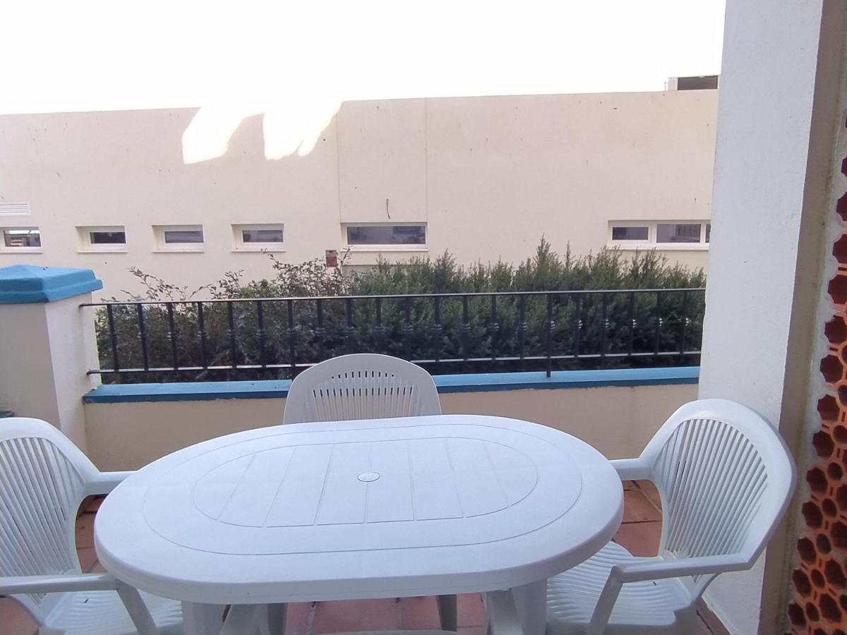 Acogedor Apartamento A 50 Metros De La Playa Isla Canela Bagian luar foto